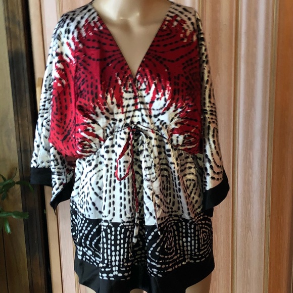 BCBGMaxAzria Top size Medium - Picture 3 of 4